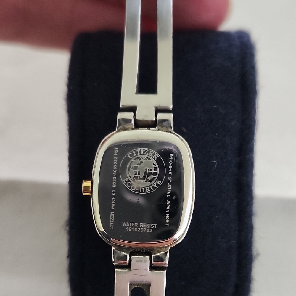 Citizen Eco-Drive Bangle Style with Swarovski Crystals Black Face Ladies Watch - Picture 3 of 8